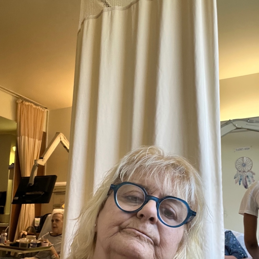 Meet your Posher, Amy